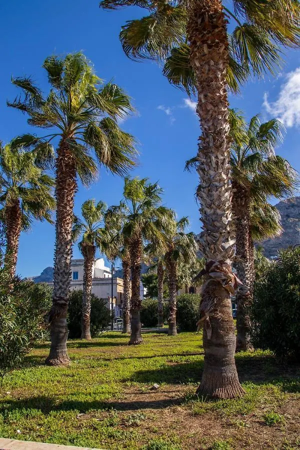 Appartamento Ciuri Ciuri Isola delle Femmine 0*,  Italia